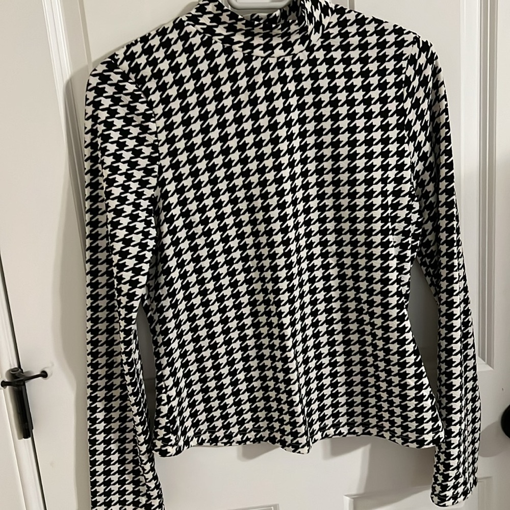 Black and White Houndstooth Women's Top - Picture 5 of 5